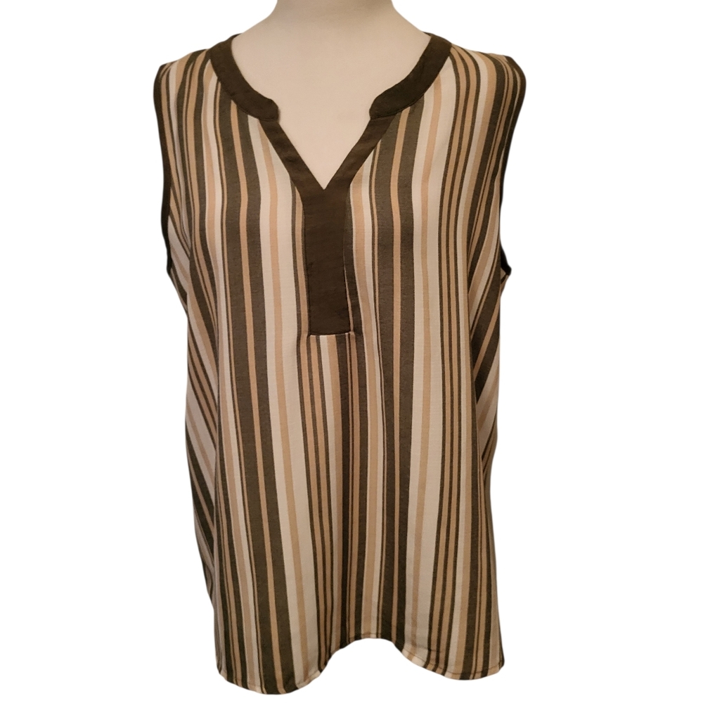 Late August Sleeveless Top sz L